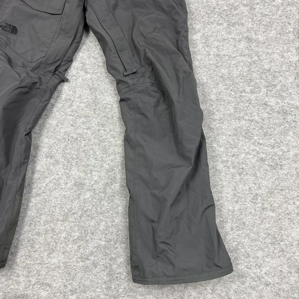 The North Face Snow Pants Mens M Gray DryVent Insulated Lined Ski Cargo 34x30